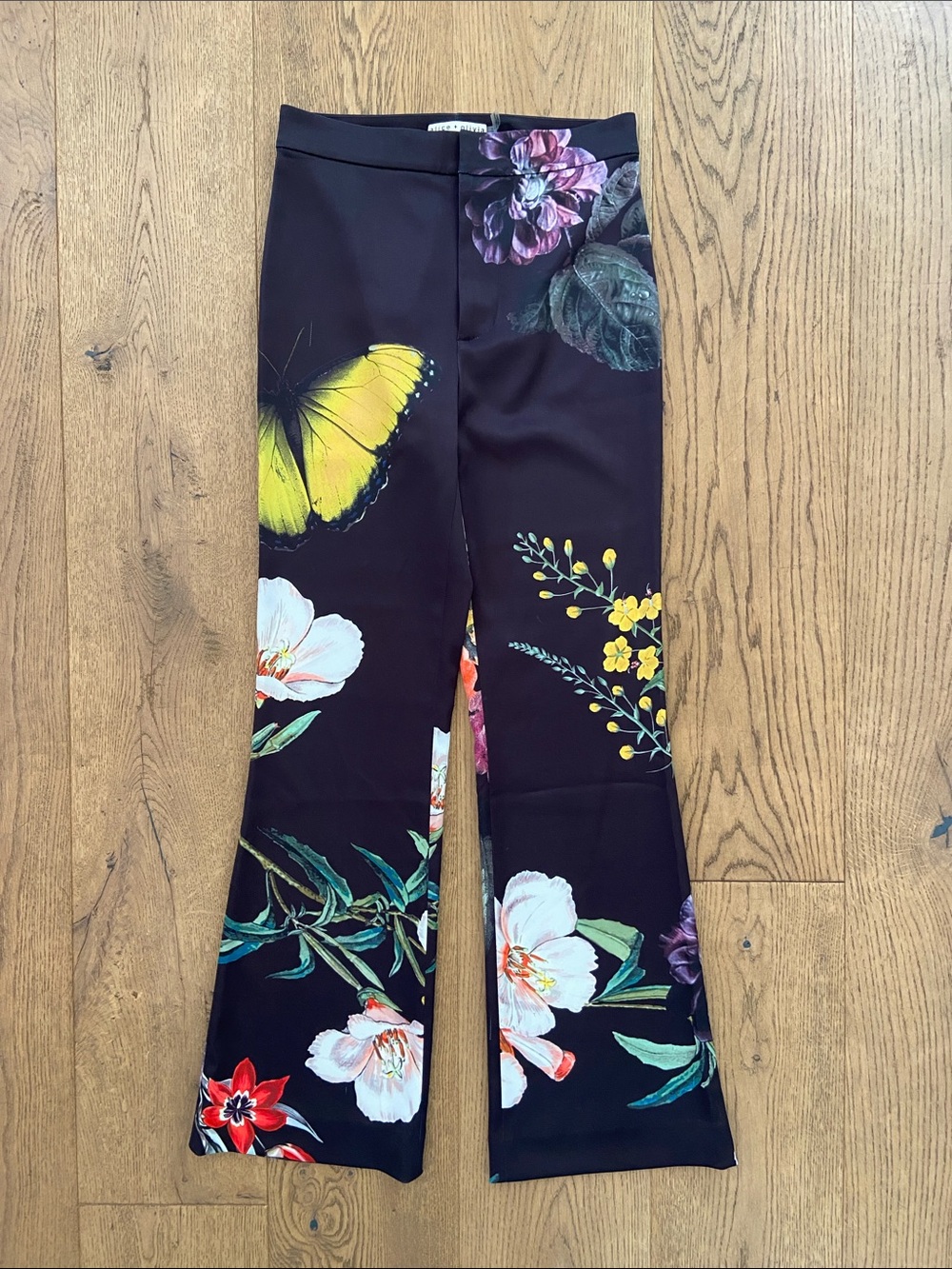 Alice + Olivia Ronnie High Rise Trouser - Picture 5 of 12
